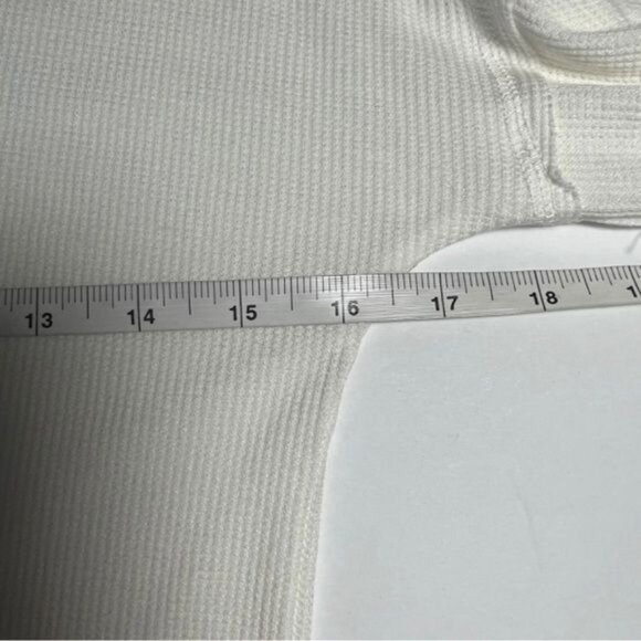 Baea Flare Sleeve Waffle Knit White Long Sleeve Top, M, NWT - Picture 4 of 7